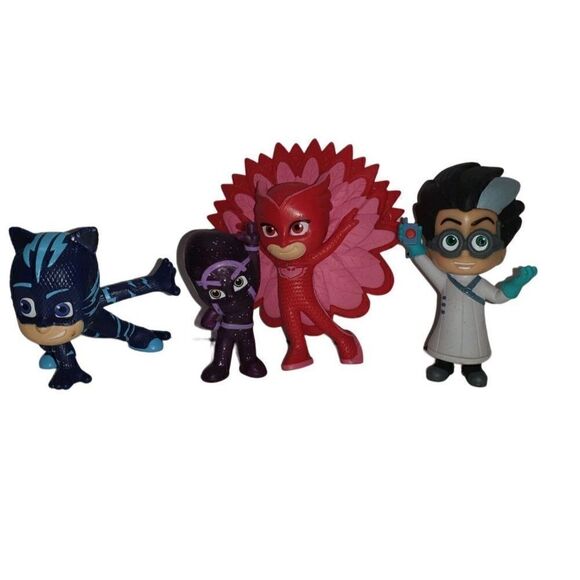 PJ Masks Collectible Figures 4 Piece Deluxe Set 3.5" Bundle NWOT - Picture 5 of 5